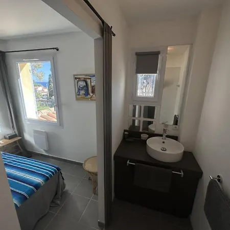 Contemporaine à Sainte-maxime, Piscine, Proche Plage, 8 Pers., 4 étoiles - Fr-1-768-36