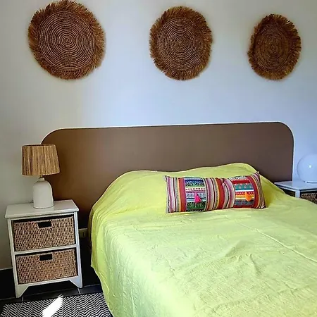 Contemporaine à Sainte-maxime, Piscine, Proche Plage, 8 Pers., 4 étoiles - Fr-1-768-36 * Sainte-Maxime