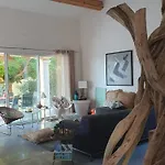 Contemporaine à Sainte-maxime, Piscine, Proche Plage, 8 Pers., 4 étoiles - Fr-1-768-36 Villa