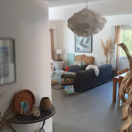 Contemporaine A Sainte-maxime, Piscine, Proche Plage, 8 Pers., 4 Etoiles - Fr-1-768-36 Villa *