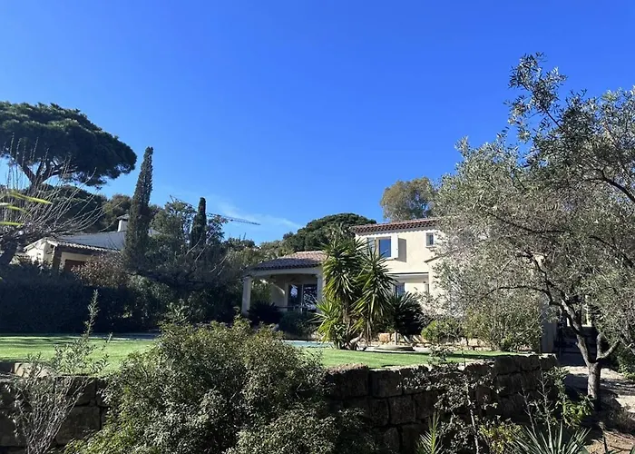 Contemporaine A Sainte-maxime, Piscine, Proche Plage, 8 Pers., 4 Etoiles - Fr-1-768-36 Villa Sainte-Maxime