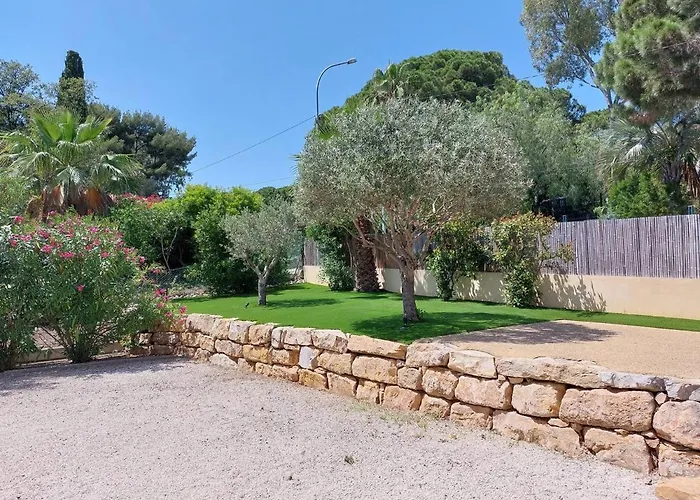 Villa Contemporaine à Sainte-maxime, Piscine, Proche Plage, 8 Pers., 4 étoiles - Fr-1-768-36 *