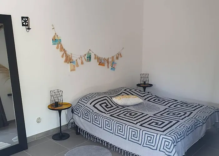 Contemporaine A Sainte-maxime, Piscine, Proche Plage, 8 Pers., 4 Etoiles - Fr-1-768-36 * Sainte-Maxime