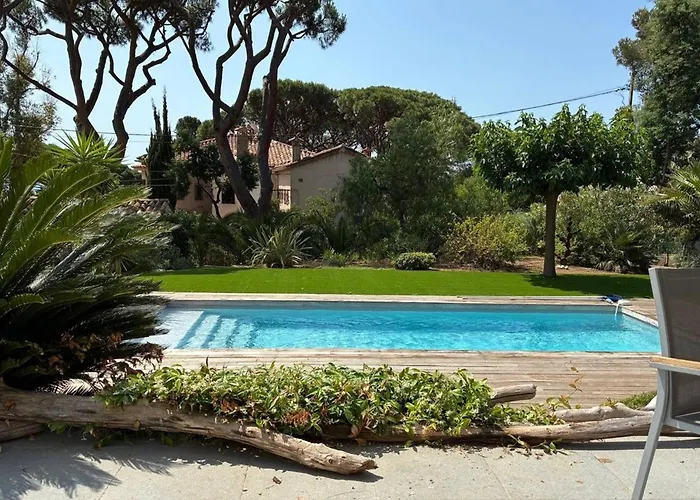 Contemporaine A Sainte-maxime, Piscine, Proche Plage, 8 Pers., 4 Etoiles - Fr-1-768-36 *